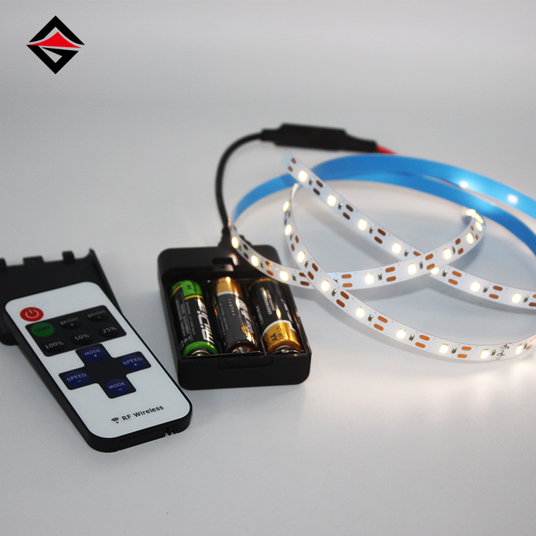 البيع الساخن 5 فولت USB مربع بطارية مجموعة LED شريط LED مع جهاز التحكم عن بُعد