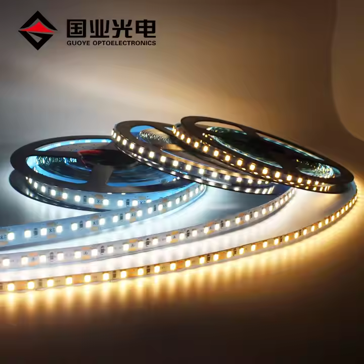 ما هو الفرق بين شرائط الضوء 24V و 12V؟